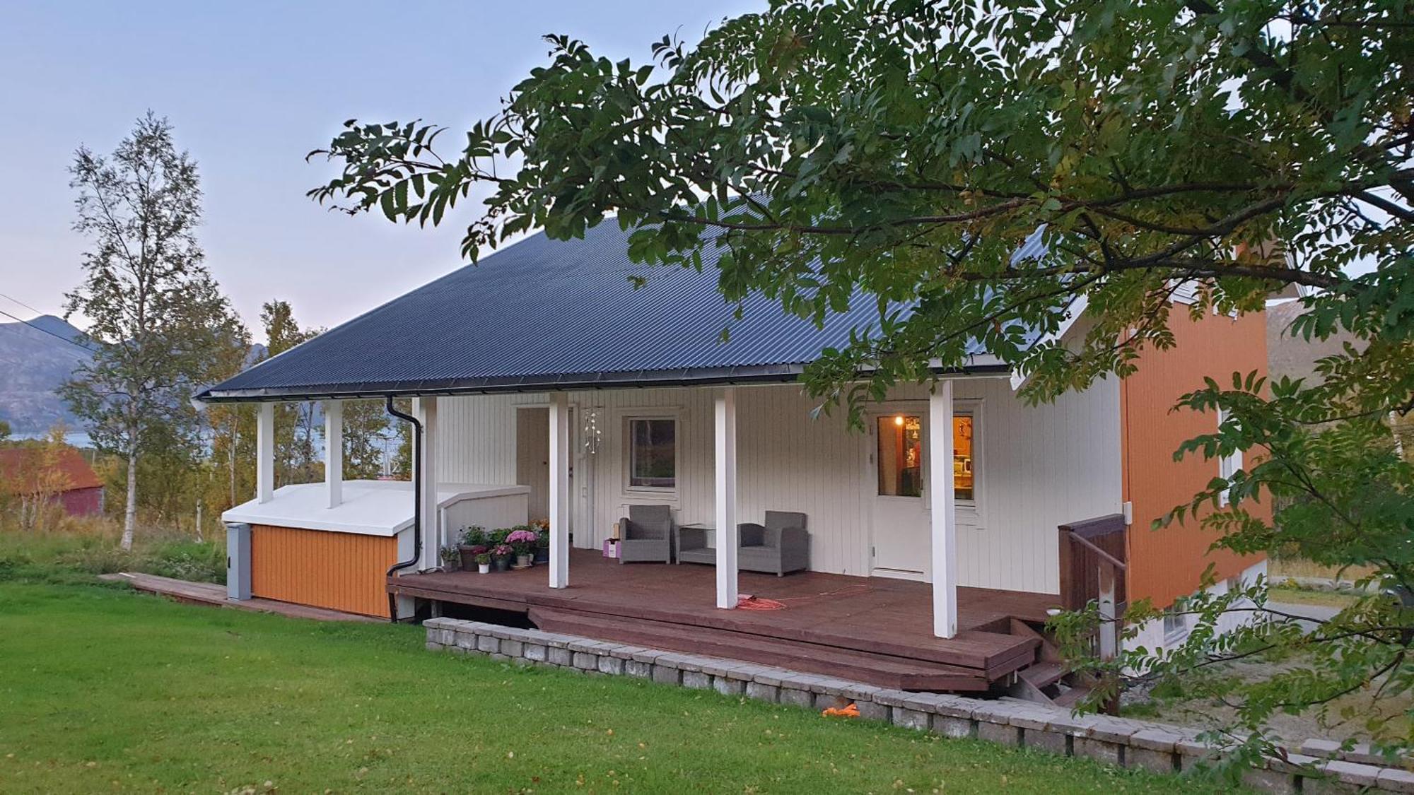 Tromtind Lodge Тромсё Экстерьер фото